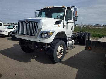 2012 IHC Cab Chassis, Tandem axle truck
